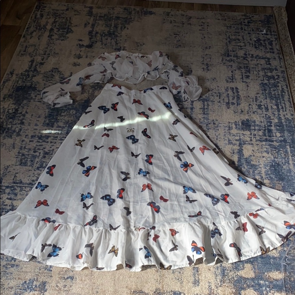 Skirt in shirt